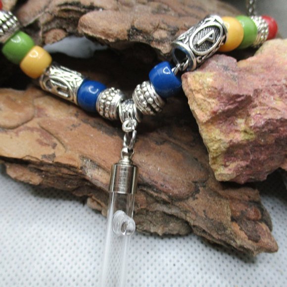 KIDS VIKING CROSS CREMATION ASH HOLDER STAINLESS STEEL NECKLACE - Picture 9 of 10